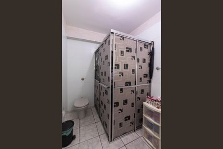 Casa à venda com 300m², 2 quartos e 5 vagas Casa à venda com 300m², 2 quartos e 5 vagasBanheiro de Serviço