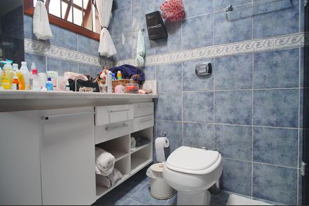 Casa à venda com 350m², 2 quartos e 5 vagasBanheiro