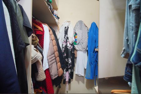 Casa à venda com 350m², 2 quartos e 5 vagasCloset