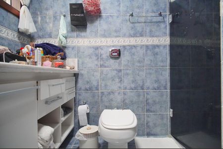 Casa à venda com 350m², 2 quartos e 5 vagasBanheiro