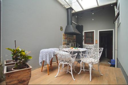 Casa à venda com 350m², 2 quartos e 5 vagasEspaço Gourmet