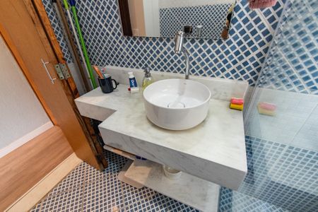 Apartamento à venda com 200m², 6 quartos e 1 vagaBanheiro da suíte 2