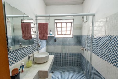 Apartamento à venda com 200m², 6 quartos e 1 vagaBanheiro da suíte 2