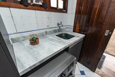 Apartamento à venda com 200m², 6 quartos e 1 vagaÁrea de Serviço
