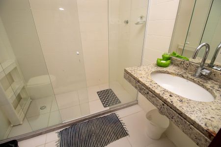 Apartamento para alugar com 81m², 2 quartos e sem vaga Apartamento para alugar com 81m², 2 quartos e sem vagaBanheiro Social