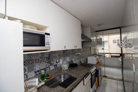 Apartamento para alugar com 81m², 2 quartos e sem vaga Apartamento para alugar com 81m², 2 quartos e sem vagaCozinha