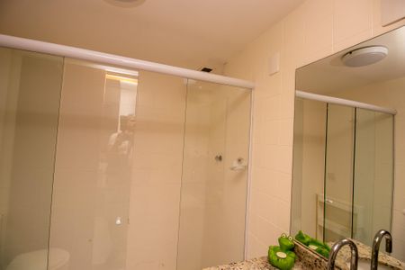 Apartamento para alugar com 81m², 2 quartos e sem vaga Apartamento para alugar com 81m², 2 quartos e sem vagaBanheiro quarto 1
