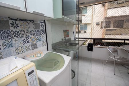 Apartamento para alugar com 81m², 2 quartos e sem vaga Apartamento para alugar com 81m², 2 quartos e sem vagaÁrea de Serviço