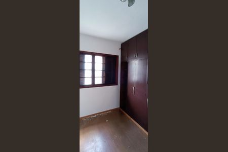 Casa à venda com 180m², 2 quartos e 2 vagasQuarto 3