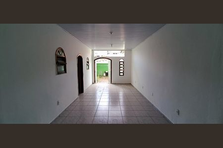 Casa à venda com 180m², 2 quartos e 2 vagasÁrea Externa