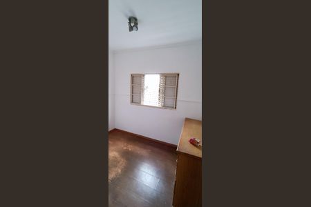 Casa à venda com 180m², 2 quartos e 2 vagasQuarto 2