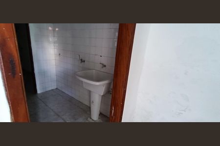 Casa à venda com 180m², 2 quartos e 2 vagasÁrea de Serviço