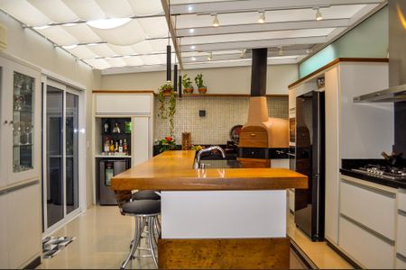 Casa de condomínio à venda com 265m², 3 quartos e 2 vagasCozinha