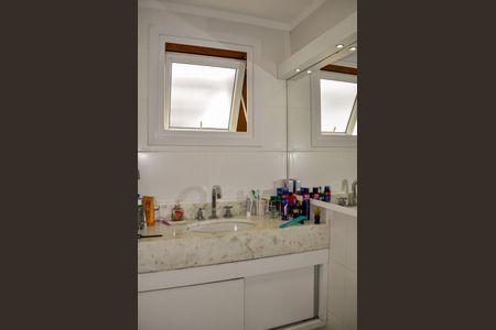 Casa de condomínio à venda com 265m², 3 quartos e 2 vagasSuíte 2 Banheiro