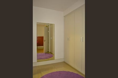 Casa de condomínio à venda com 265m², 3 quartos e 2 vagasSuíte 1