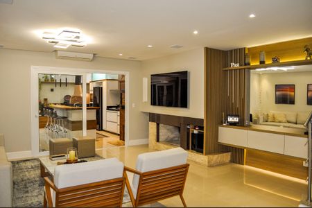 Casa de condomínio à venda com 265m², 3 quartos e 2 vagasSala