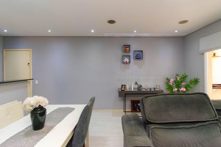 Apartamento à venda com 90m², 1 quarto e 1 vaga Apartamento à venda com 90m², 1 quarto e 1 vagaSala