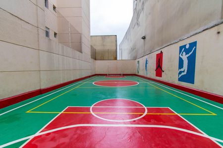 Apartamento à venda com 90m², 1 quarto e 1 vaga Apartamento à venda com 90m², 1 quarto e 1 vagaÁrea comum - Quadra