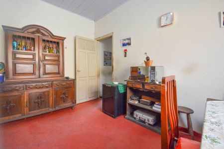 Casa à venda com 400m², 2 quartos e 1 vaga