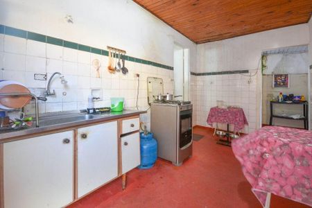Casa à venda com 400m², 2 quartos e 1 vaga
