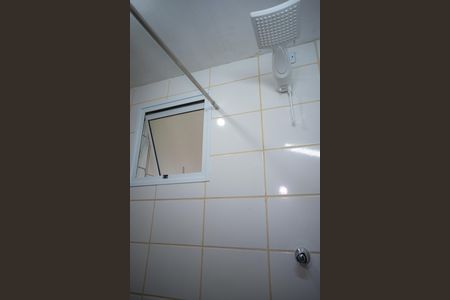Apartamento para alugar com 50m², 2 quartos e 1 vaga Apartamento para alugar com 50m², 2 quartos e 1 vagaDetalhe do banheiro