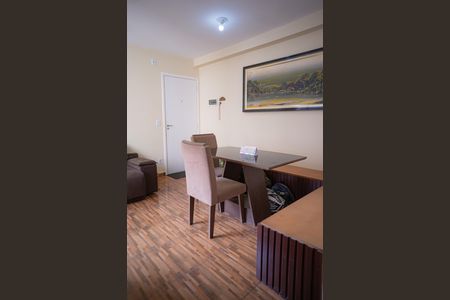 Apartamento para alugar com 50m², 2 quartos e 1 vaga Apartamento para alugar com 50m², 2 quartos e 1 vagaSala