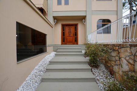Casa à venda com 350m², 3 quartos e 4 vagasENTRADA