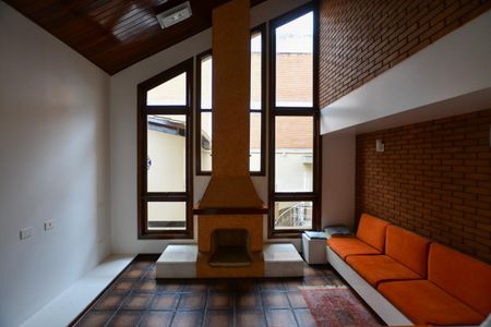Casa à venda com 350m², 3 quartos e 4 vagasSALA