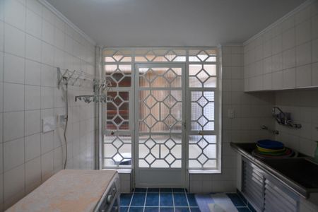 AREA DE SRVIÇO de casa à venda com 3 quartos, 350m² em Vila Sonia, São Paulo