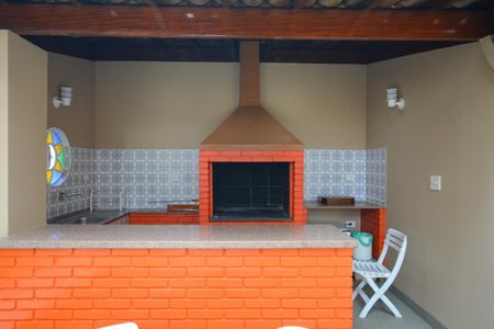 Casa à venda com 350m², 3 quartos e 4 vagasCHURRASQUEIRA
