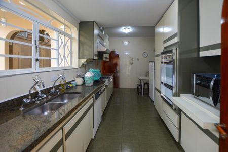Casa à venda com 350m², 3 quartos e 4 vagasCOZINHA