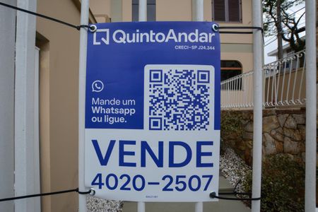 Casa à venda com 350m², 3 quartos e 4 vagasFACHADA