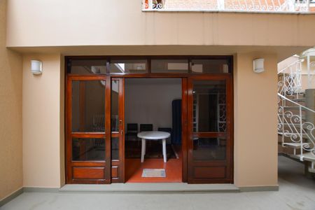 Casa à venda com 350m², 3 quartos e 4 vagasSALÃO