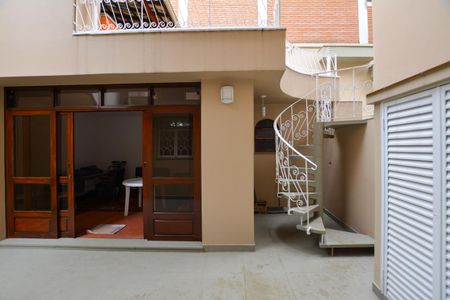 Casa à venda com 350m², 3 quartos e 4 vagasQUINTAL