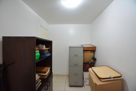 Casa à venda com 350m², 3 quartos e 4 vagasQUARTO (PEQUENO) 2 PISO INFERIOR