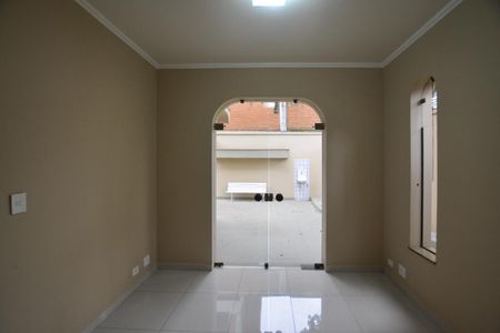Casa à venda com 350m², 3 quartos e 4 vagasSALA 2 