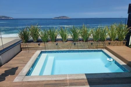 Apartamento à venda com 238m², 4 quartos e 3 vagas