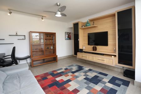 Apartamento à venda com 76m², 2 quartos e 1 vagaSala