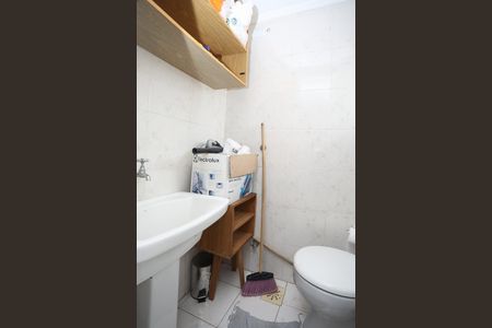 Apartamento à venda com 76m², 2 quartos e 1 vagaBanheiro de Serviço