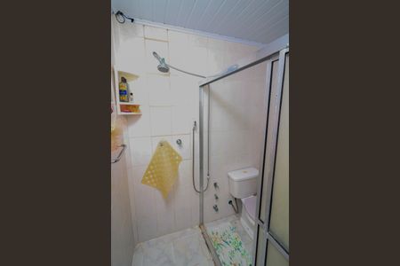 Casa à venda com 100m², 2 quartos e sem vagaBanheiro da Suíte