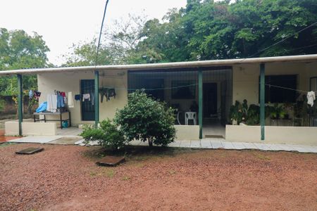 Casa à venda com 100m², 2 quartos e sem vagaFachada