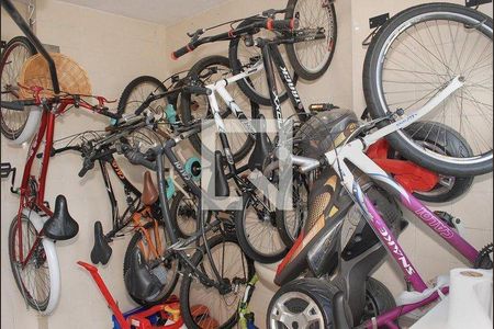 Apartamento para alugar com 47m², 2 quartos e sem vaga Apartamento para alugar com 47m², 2 quartos e sem vagaÁrea comum - Bicicletário