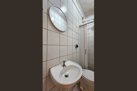 Casa para alugar com 100m², 3 quartos e 2 vagas Casa para alugar com 100m², 3 quartos e 2 vagasBanheiro 2