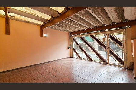 Casa para alugar com 100m², 3 quartos e 2 vagas Casa para alugar com 100m², 3 quartos e 2 vagasGaragem