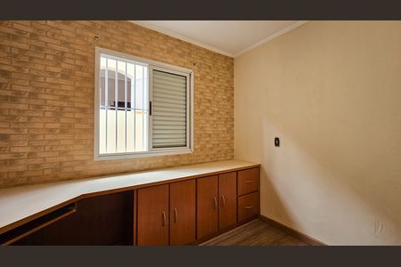 Casa para alugar com 100m², 3 quartos e 2 vagas Casa para alugar com 100m², 3 quartos e 2 vagasQuarto 2