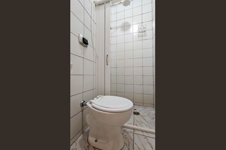 Casa para alugar com 100m², 3 quartos e 2 vagas Casa para alugar com 100m², 3 quartos e 2 vagasBanheiro 2