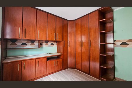 Casa para alugar com 100m², 3 quartos e 2 vagas Casa para alugar com 100m², 3 quartos e 2 vagasQuarto 3
