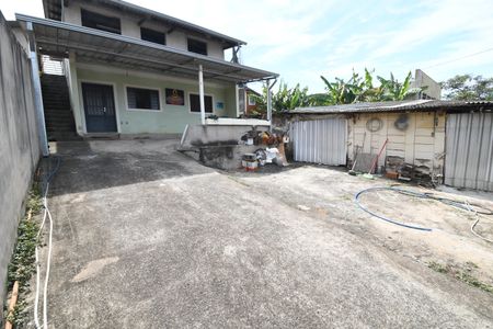 Casa à venda com 80m², 2 quartos e 7 vagasFachada