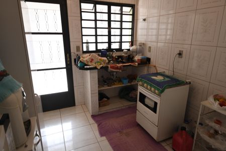 Casa à venda com 80m², 2 quartos e 7 vagasCozinha
