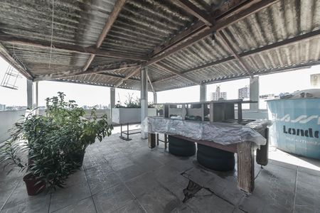 Casa à venda com 170m², 6 quartos e 2 vagasLavanderia